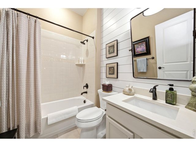 6015 Spindlebush Ln, Fort Collins, CO 80528