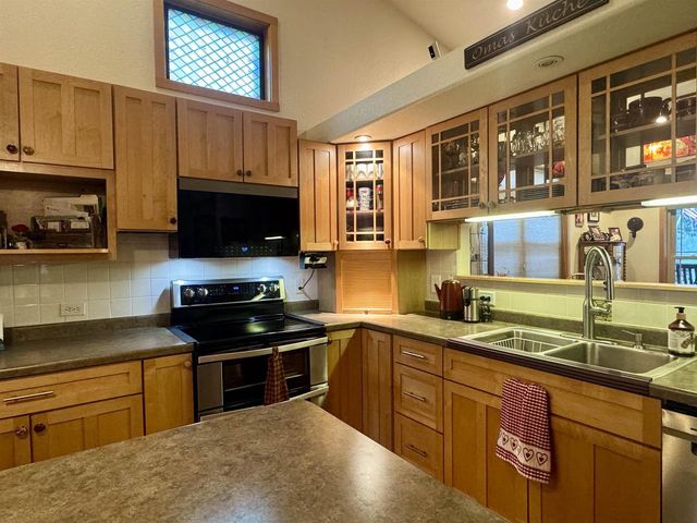 919 S Spring Street, Beaver Dam, WI 53916
