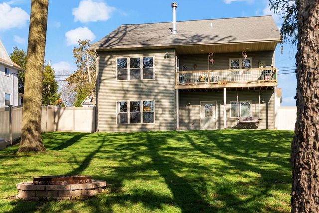 919 S Spring Street, Beaver Dam, WI 53916