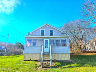 1 Brookdale Avenue, Whitehall, NY 12887
