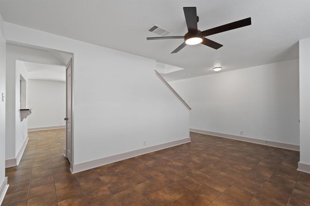 950 Whispering Hollow DR, Kyle, TX 78640