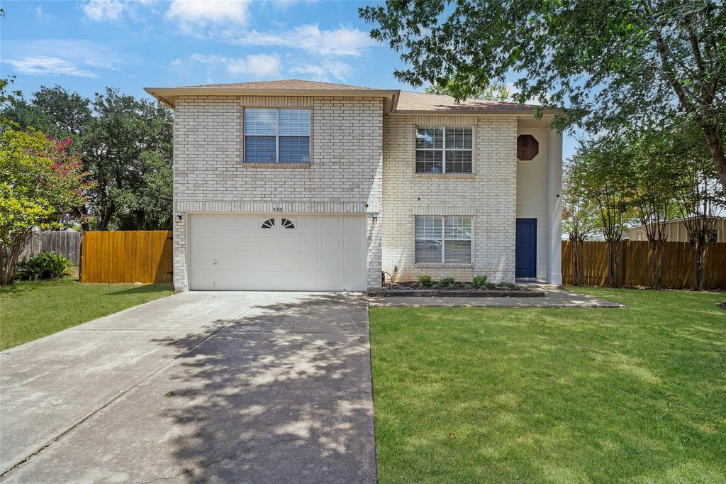 950 Whispering Hollow DR, Kyle, TX 78640