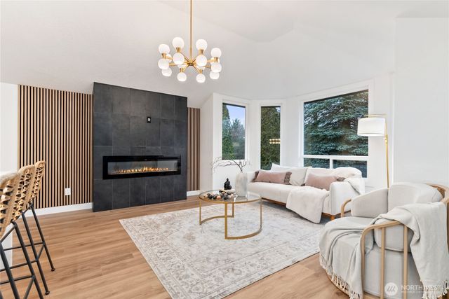 20733 Elberta Road, Lynnwood, WA 98036