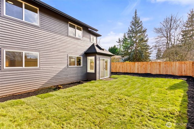 20733 Elberta Road, Lynnwood, WA 98036