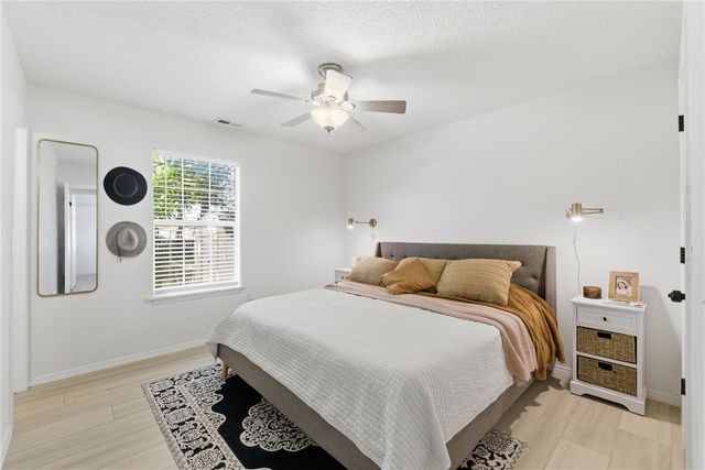 2503 Ravenswood, Fayetteville, AR 72704