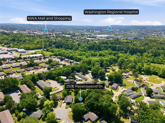 2503 Ravenswood, Fayetteville, AR 72704