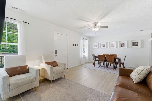2503 Ravenswood, Fayetteville, AR 72704