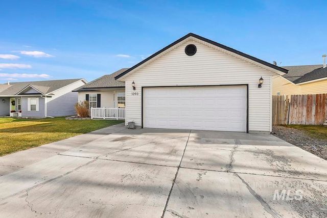 1393 Valencia St, Twin Falls, ID 83301