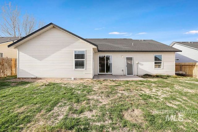 1393 Valencia St, Twin Falls, ID 83301
