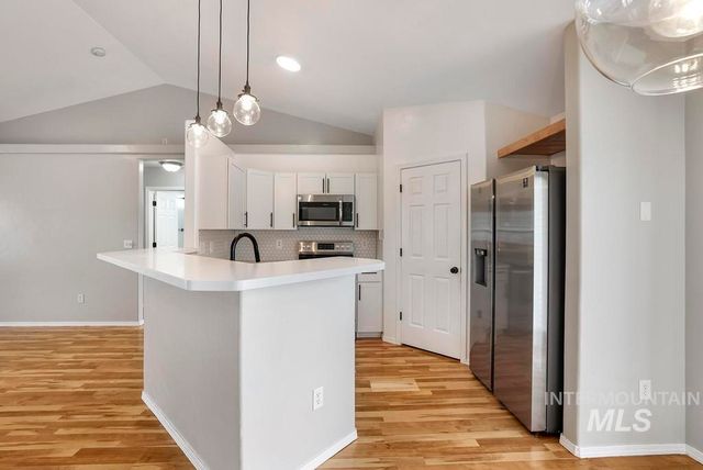 1393 Valencia St, Twin Falls, ID 83301