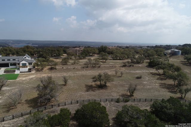205 Hidden Hills Cove, Spicewood, TX 78669