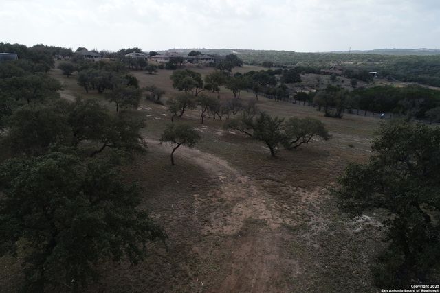 205 Hidden Hills Cove, Spicewood, TX 78669