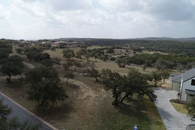 205 Hidden Hills Cove, Spicewood, TX 78669