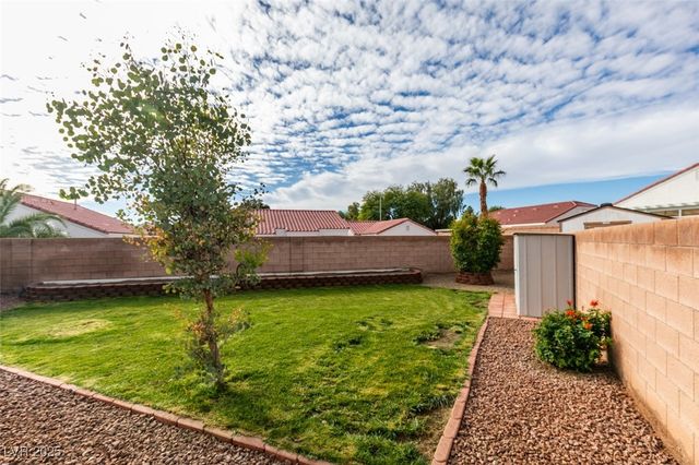 2127 Mountain Rock Court, North Las Vegas, NV 89031