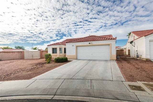 2127 Mountain Rock Court, North Las Vegas, NV 89031