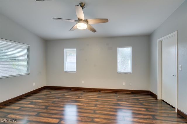 2127 Mountain Rock Court, North Las Vegas, NV 89031