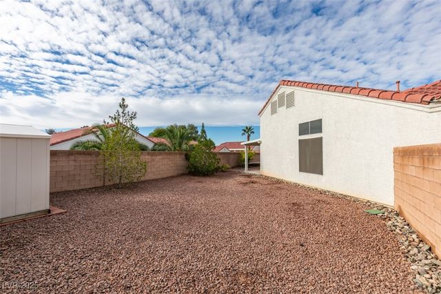 2127 Mountain Rock Court, North Las Vegas, NV 89031