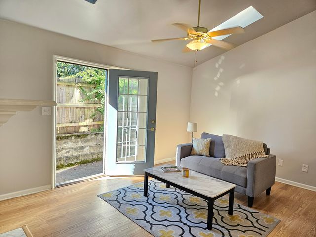 2216 Burns Court, Lexington, KY 40513