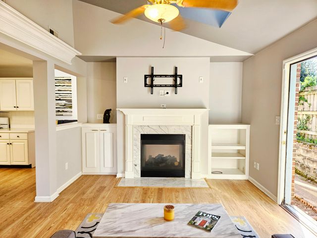 2216 Burns Court, Lexington, KY 40513