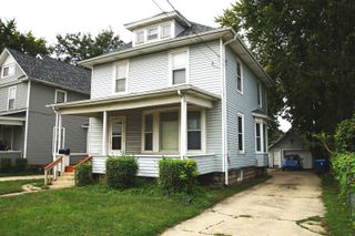 347 S Lake Street, Aurora, IL 60506
