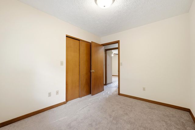 2 Dogwood Place, Huntington, WV 25705