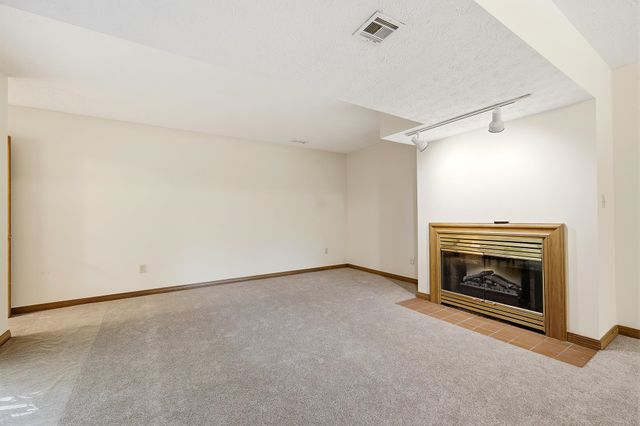 2 Dogwood Place, Huntington, WV 25705
