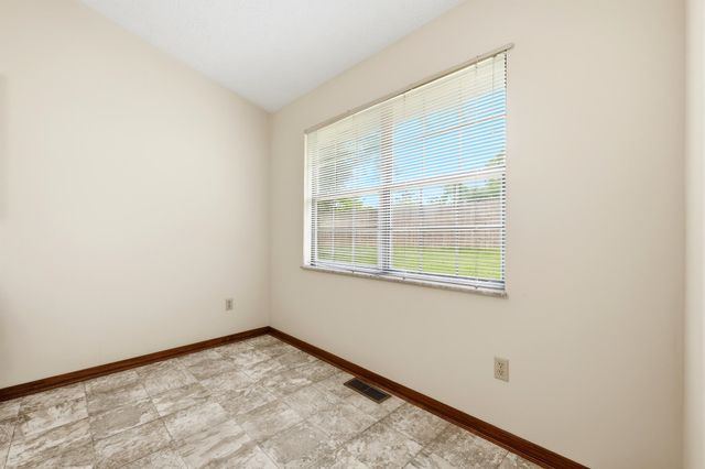 2 Dogwood Place, Huntington, WV 25705