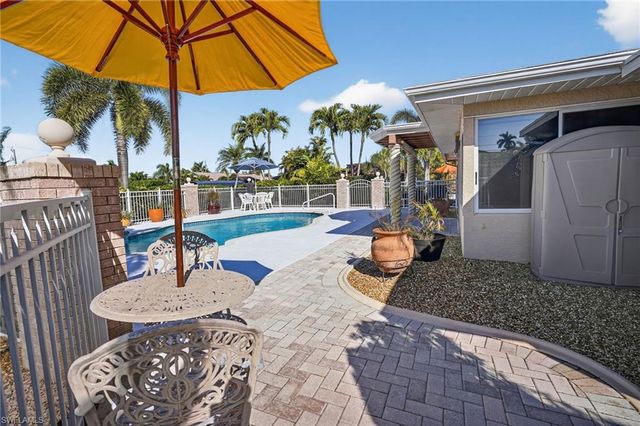 5266 Wisteria CT, Cape Coral, FL 33904