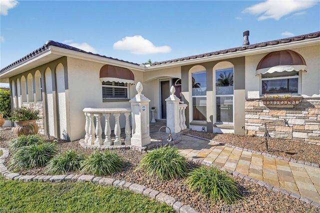 5266 Wisteria CT, Cape Coral, FL 33904