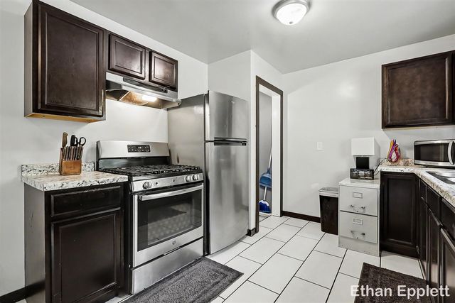 3321 Baker Street, Muskegon, MI 49444