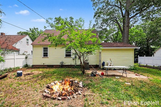 3321 Baker Street, Muskegon, MI 49444
