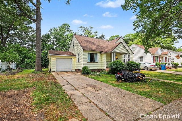 3321 Baker Street, Muskegon, MI 49444