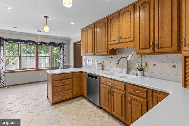 9013 HILLARY CT, La Plata, MD 20646