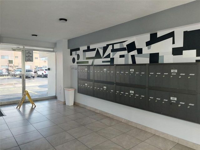 1333 E Hallandale Beach Blvd 115, Hallandale Beach, FL 33009