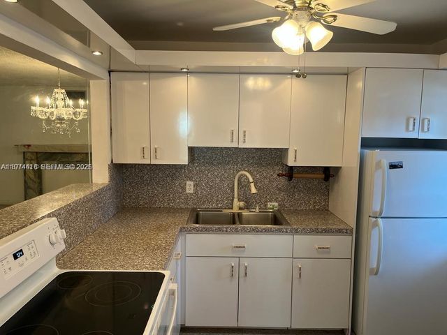 1333 E Hallandale Beach Blvd 115, Hallandale Beach, FL 33009