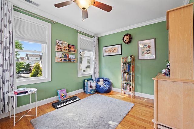 61 Parmenter Road 1, Waltham, MA 02453