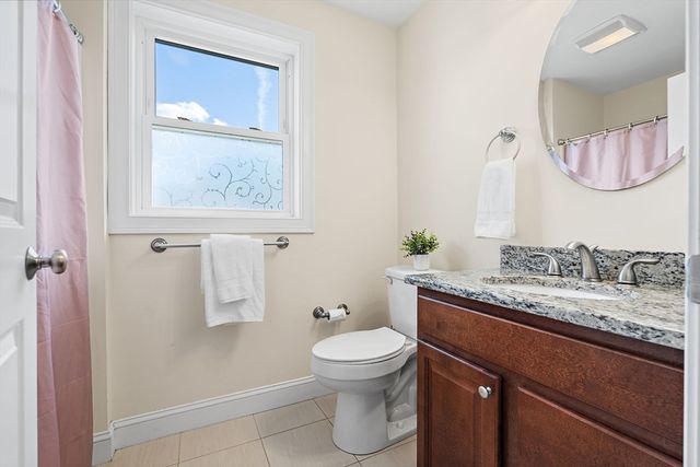 61 Parmenter Road 1, Waltham, MA 02453