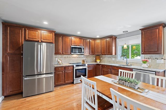 61 Parmenter Road 1, Waltham, MA 02453