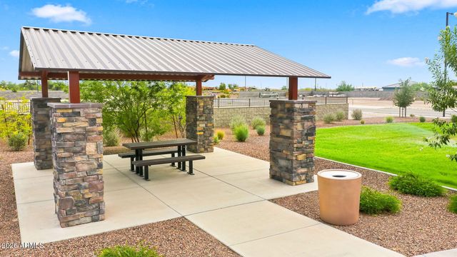 17416 W Saguaro Vista Drive, Surprise, AZ 85387