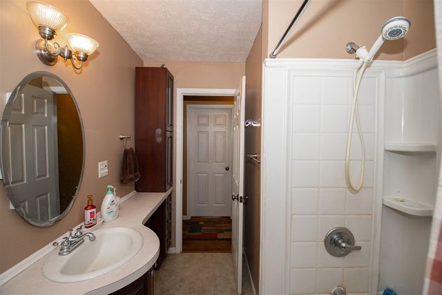 69594 Anderson Road, Niles, MI 49120