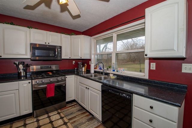 69594 Anderson Road, Niles, MI 49120