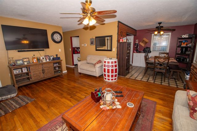 69594 Anderson Road, Niles, MI 49120