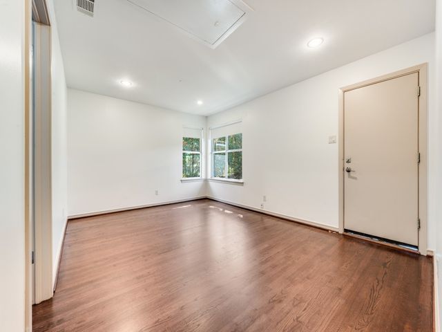 3553 Northwest Parkway, University Park, TX 75225