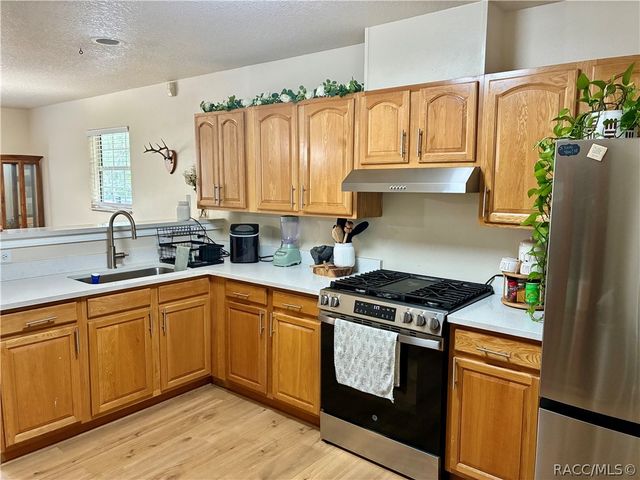 93 S Rooks Avenue, Inverness, FL 34453