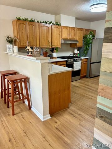 93 S Rooks Avenue, Inverness, FL 34453