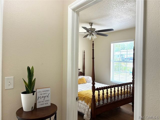 93 S Rooks Avenue, Inverness, FL 34453