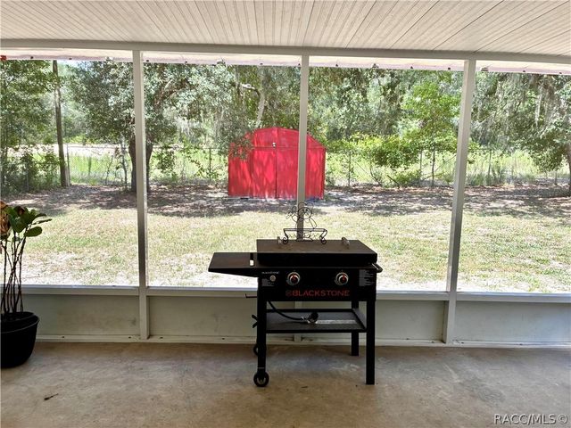 93 S Rooks Avenue, Inverness, FL 34453