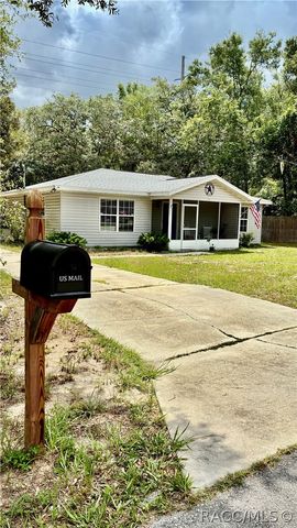 93 S Rooks Avenue, Inverness, FL 34453