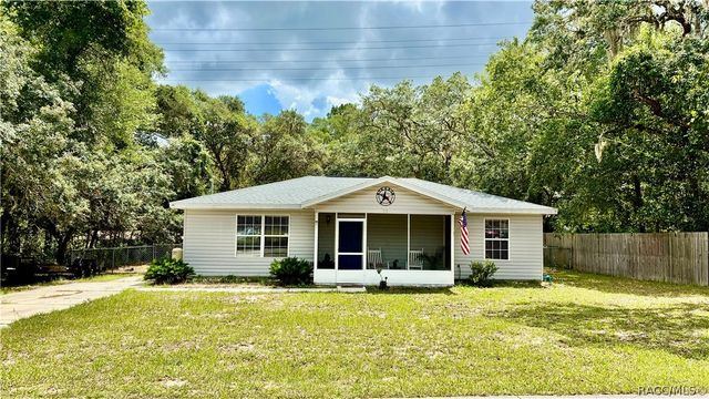 93 S Rooks Avenue, Inverness, FL 34453