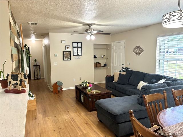 93 S Rooks Avenue, Inverness, FL 34453